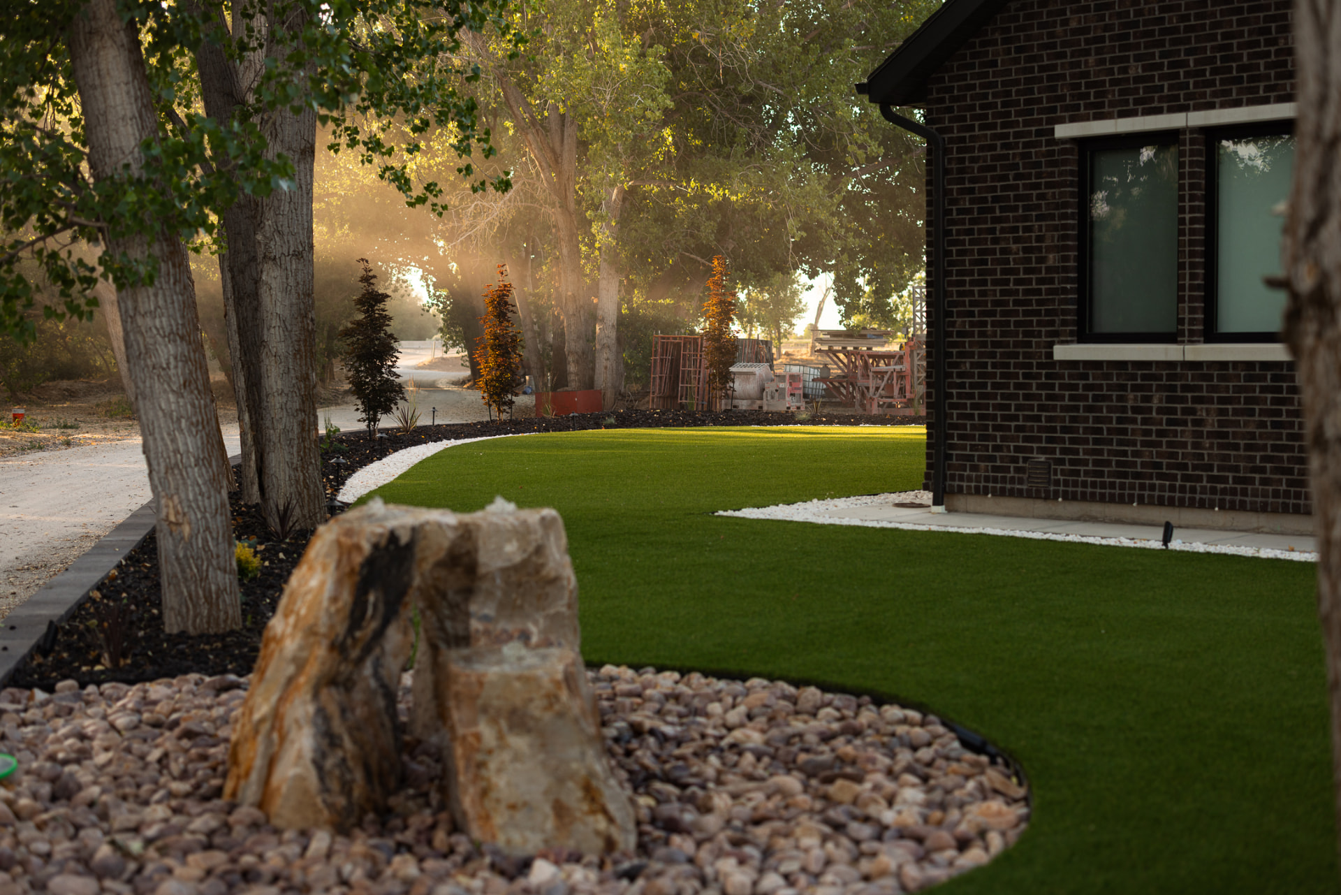 Purchase Green artificial grass backyard putting green installation
